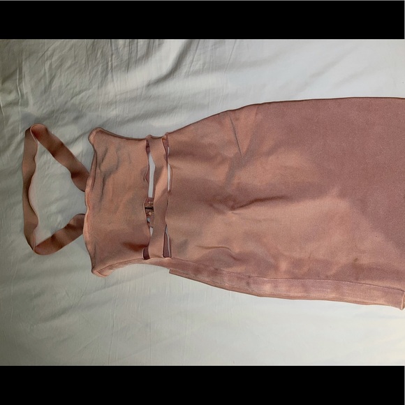 HOT MIAMI STYLES Blush Off Shoulder Bandage Dress - Picture 5 of 9